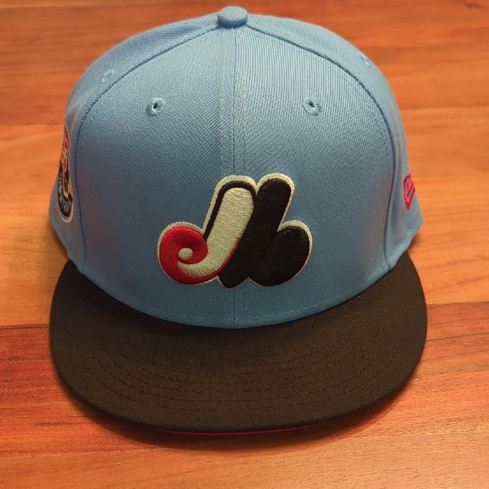 Montreal Expos Baby Blue And Black Fitted Hat With Club De Baseball Sidepatch